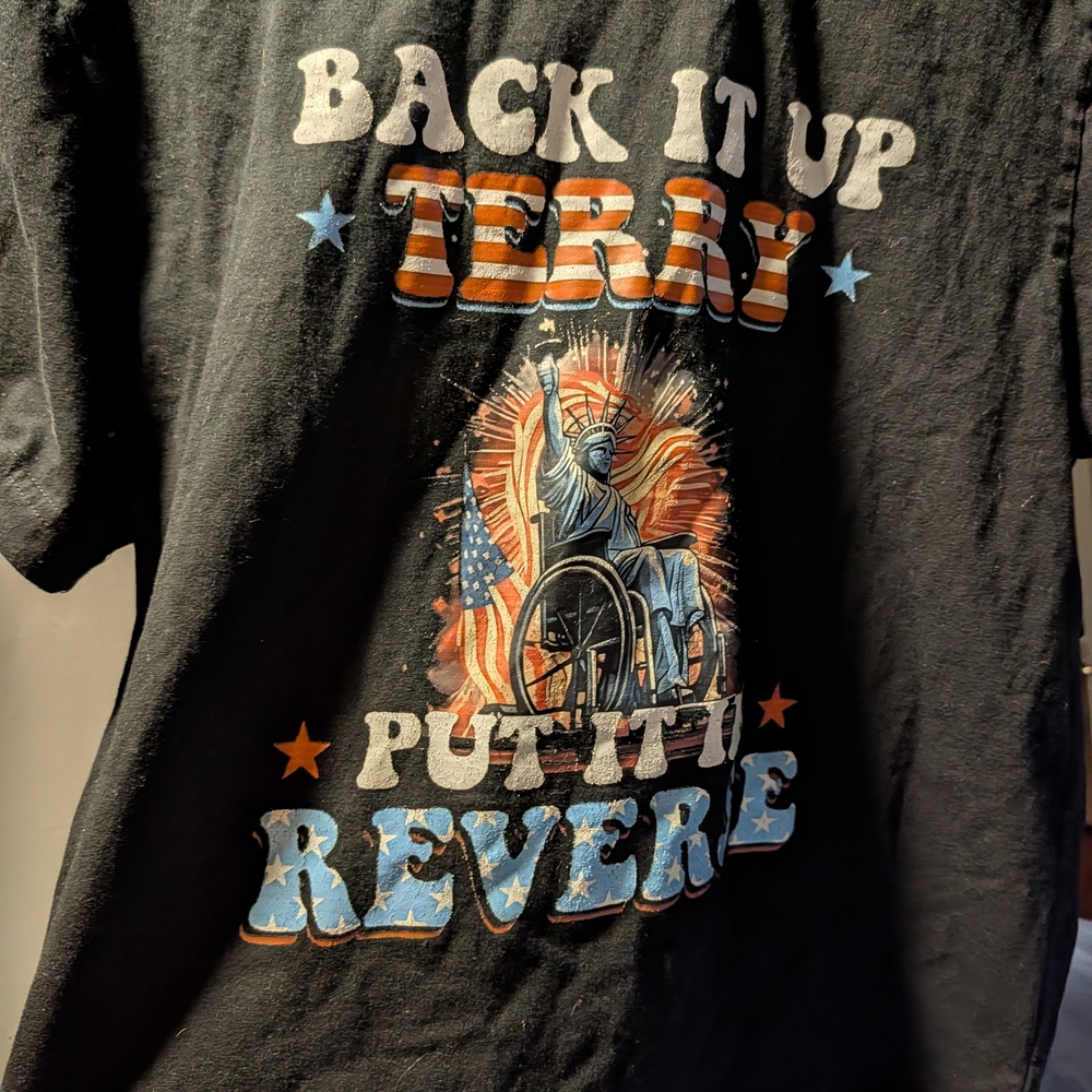 Back It Up Terry Put It In Reverse Black Graphic Tee - Short Sleeve Med